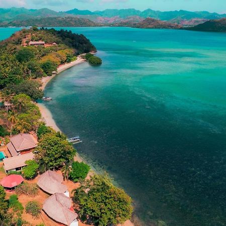 Khabita Beach Resort Lembar  Exteriör bild