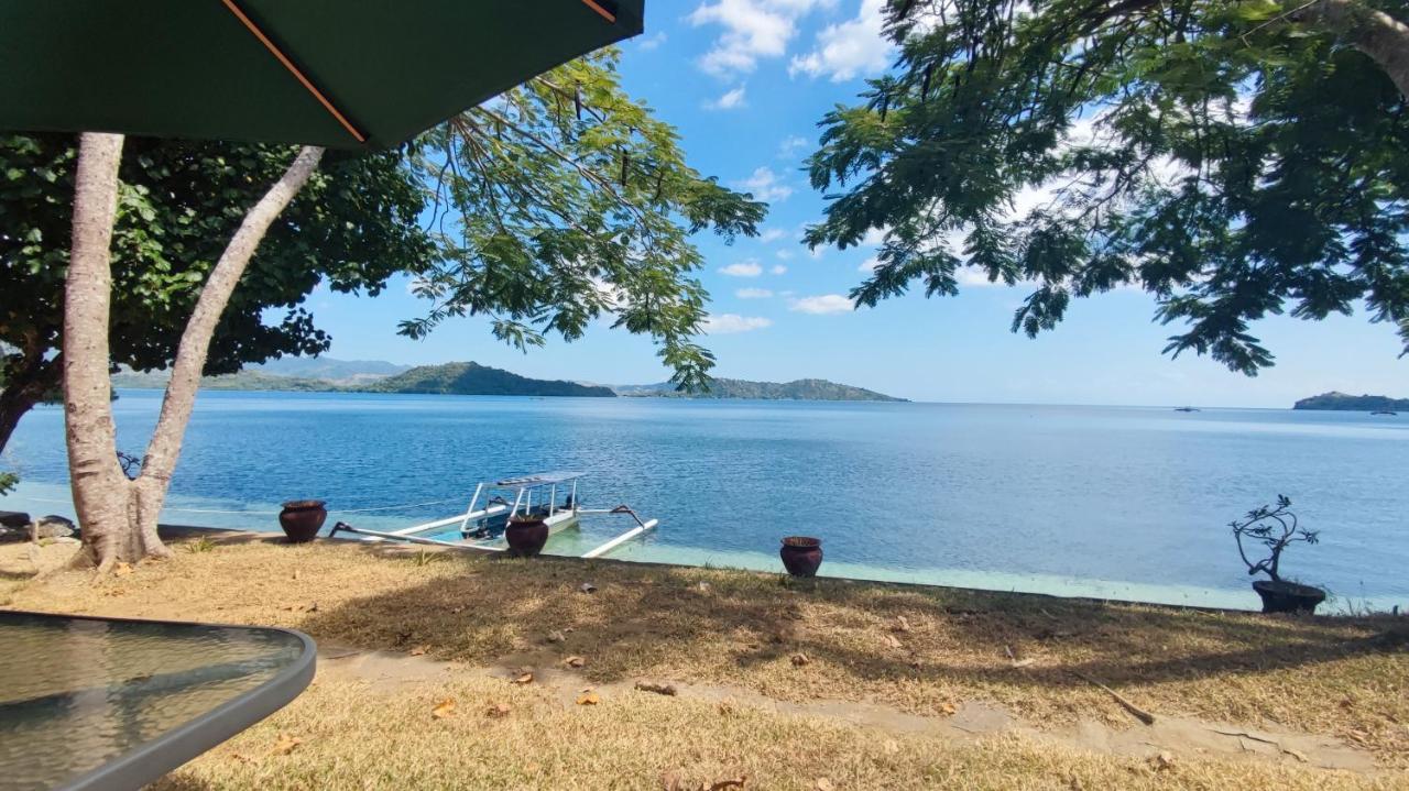 Khabita Beach Resort Lembar  Exteriör bild