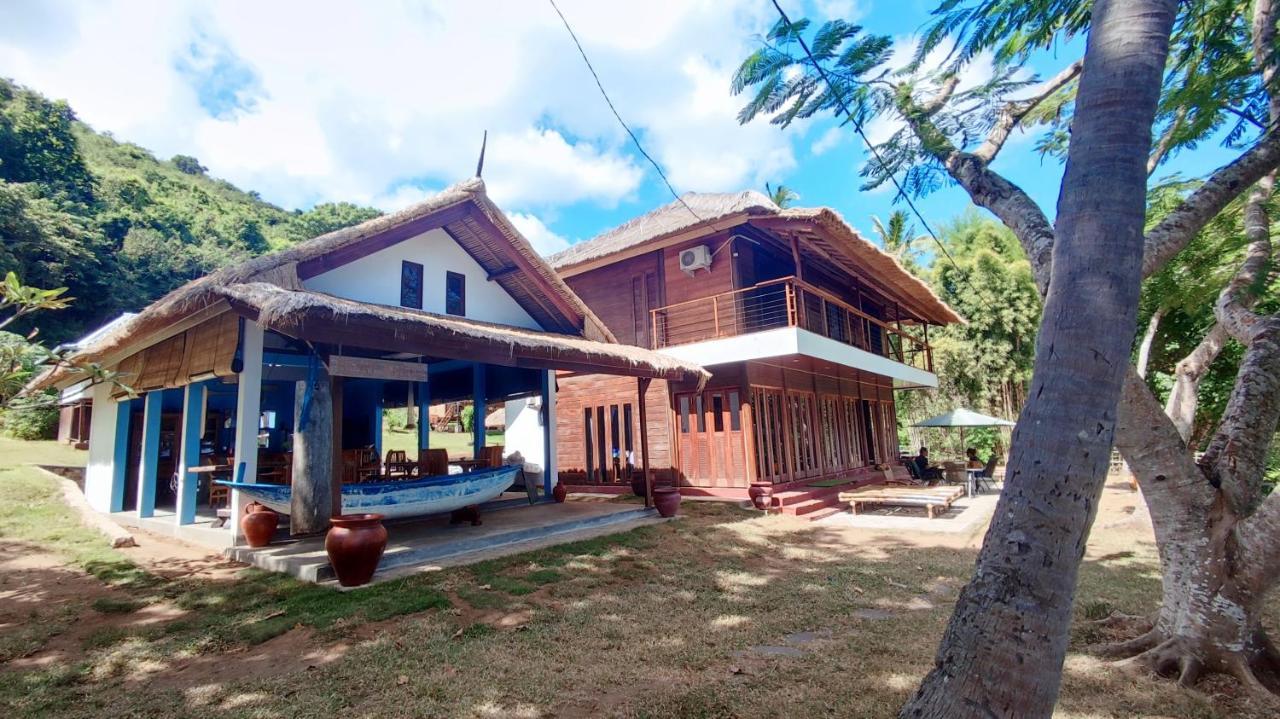 Khabita Beach Resort Lembar  Exteriör bild