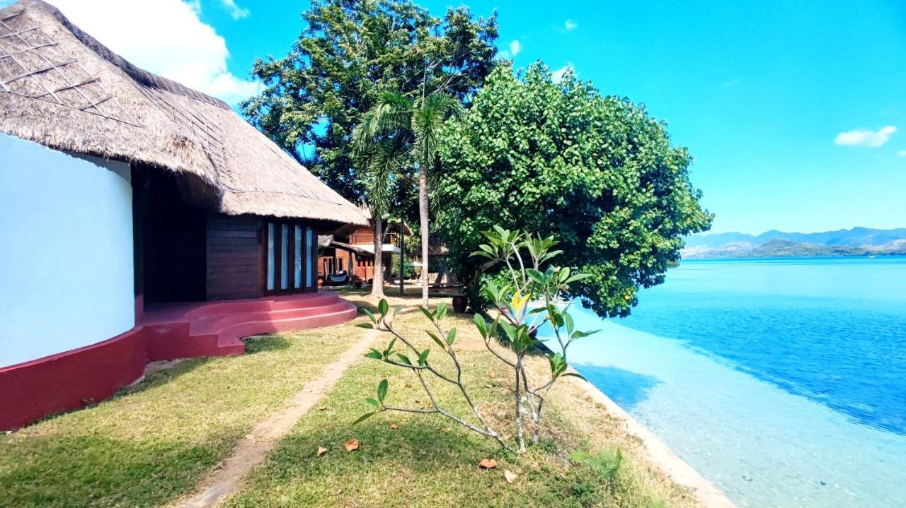 Khabita Beach Resort Lembar  Exteriör bild