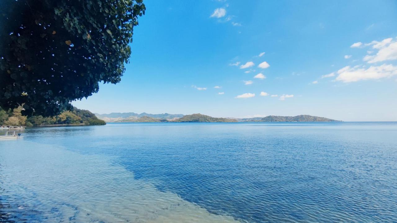 Khabita Beach Resort Lembar  Exteriör bild