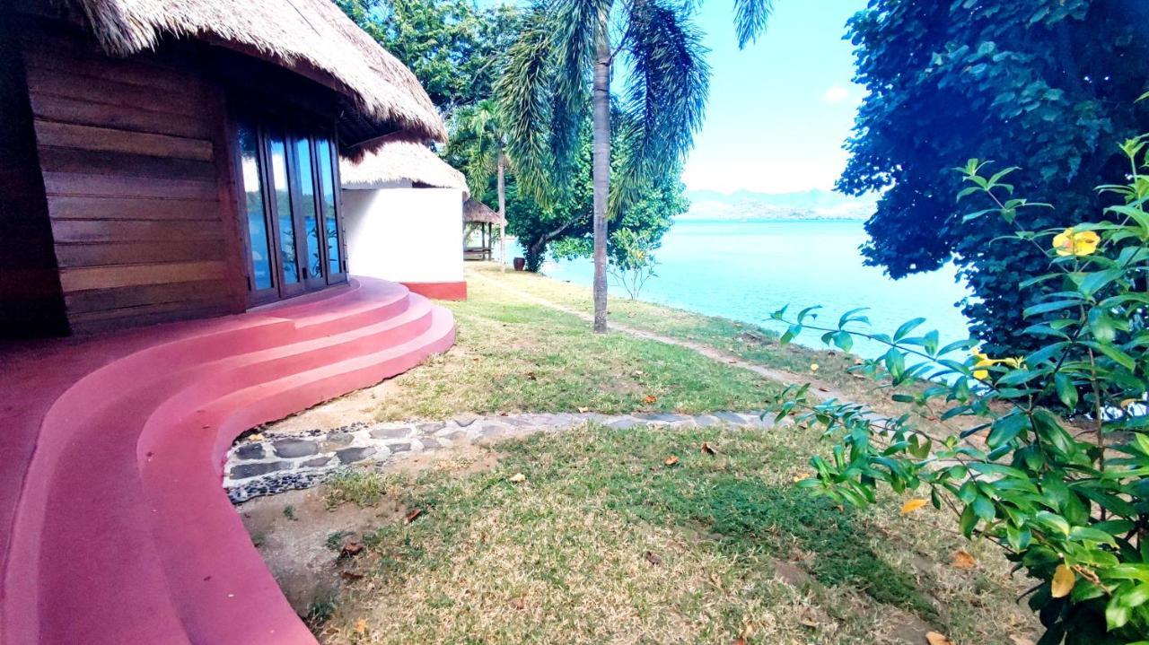 Khabita Beach Resort Lembar  Exteriör bild