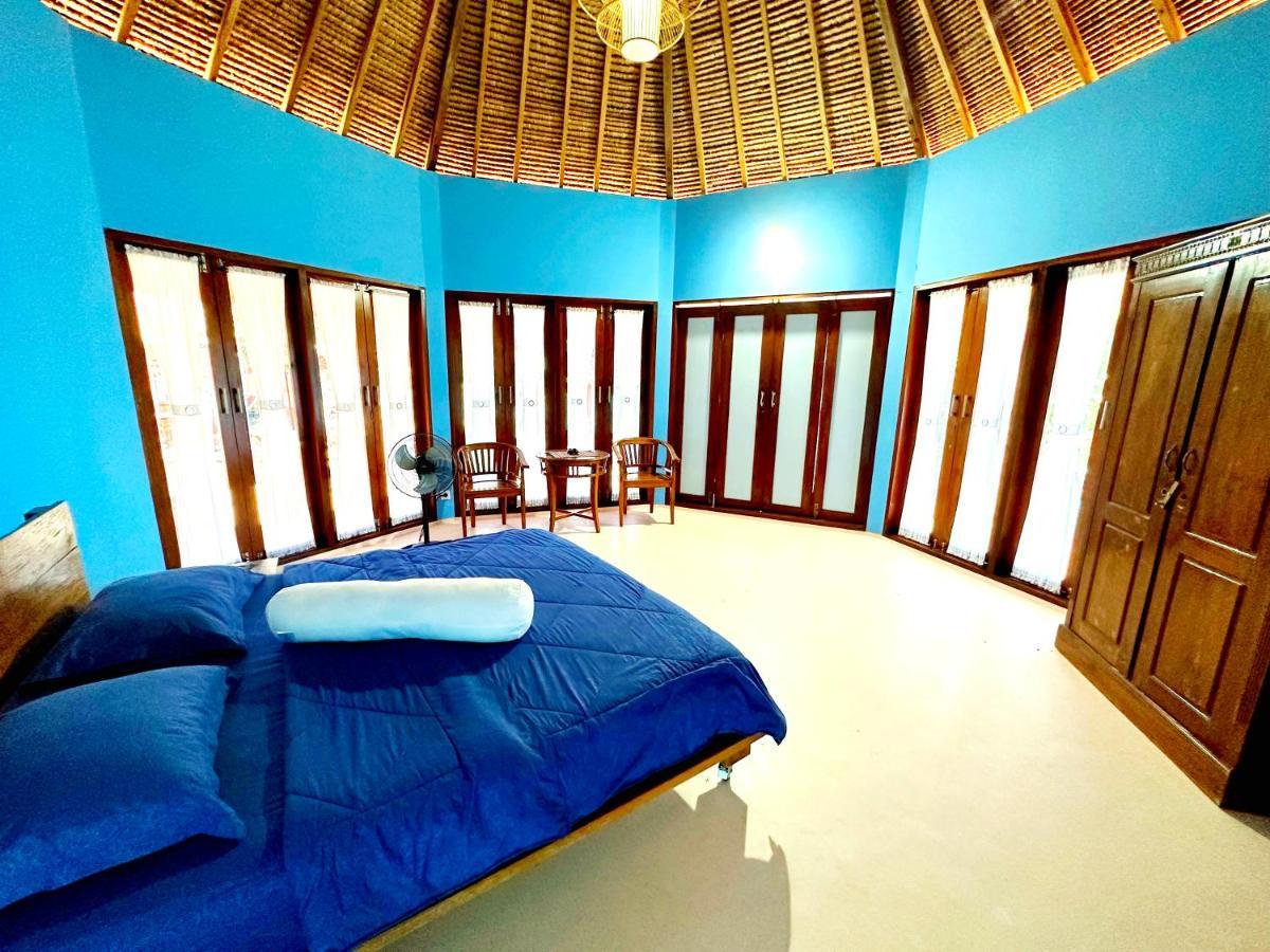 Khabita Beach Resort Lembar  Exteriör bild