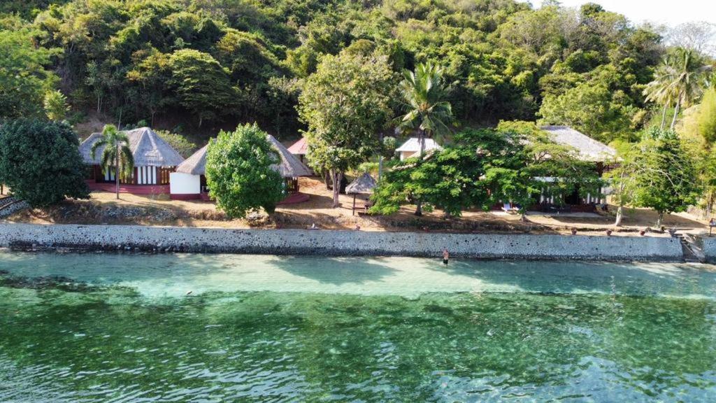 Khabita Beach Resort Lembar  Exteriör bild